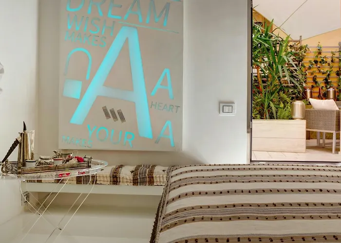 Domus Domitia Luxury Living Rom